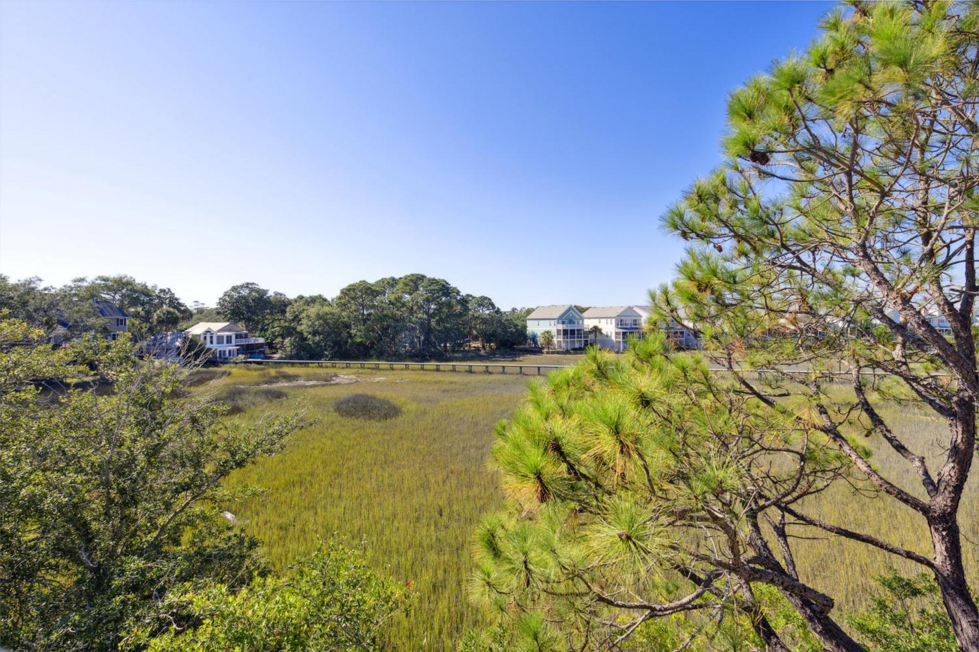 Hotel Folly With Marsh And Sunset Views 폴리 비치 외부 사진