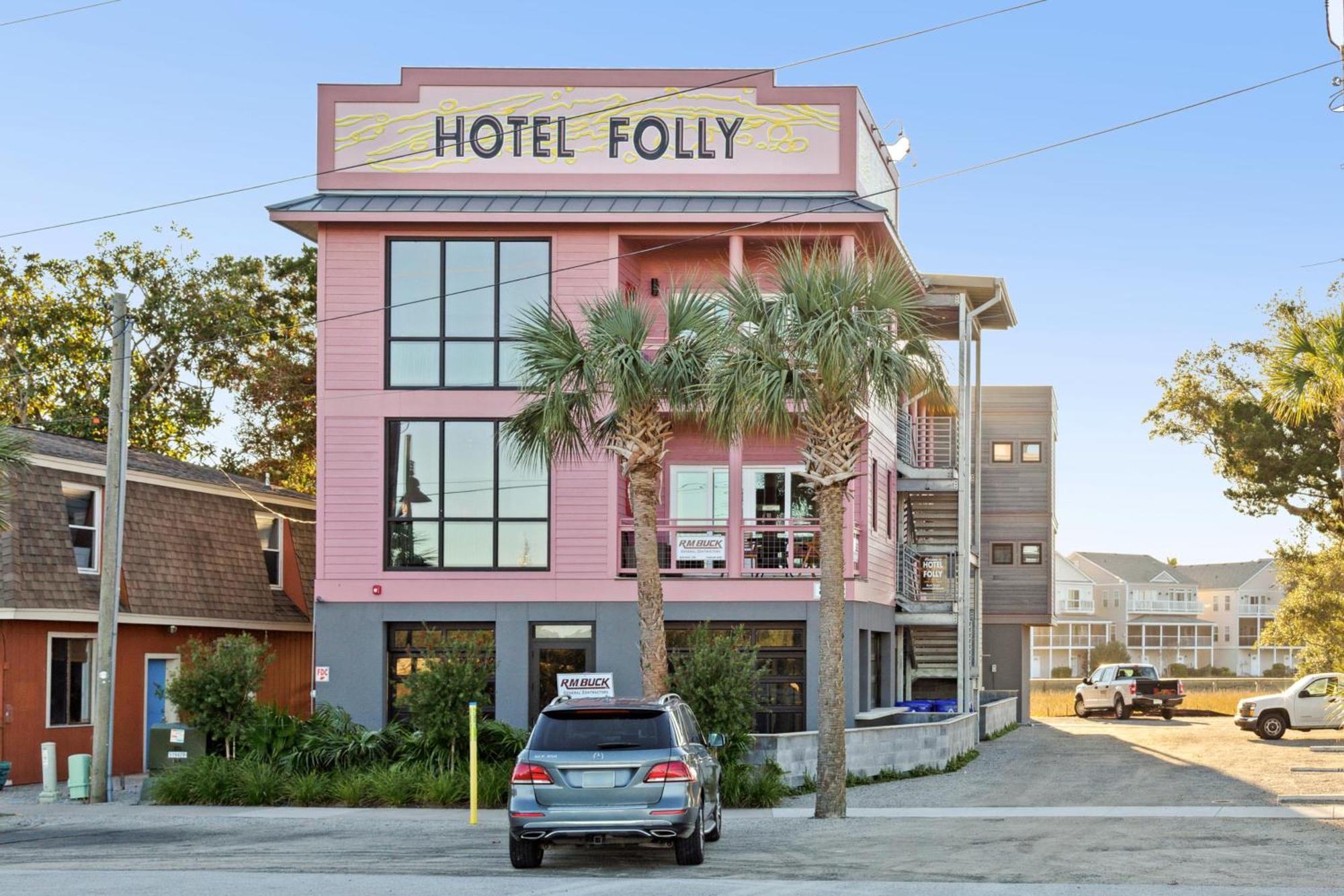 Hotel Folly With Marsh And Sunset Views 폴리 비치 외부 사진