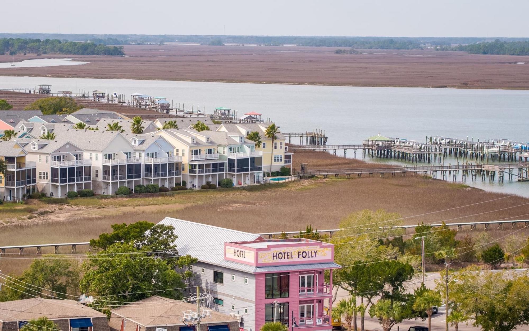 Hotel Folly With Marsh And Sunset Views 폴리 비치 외부 사진